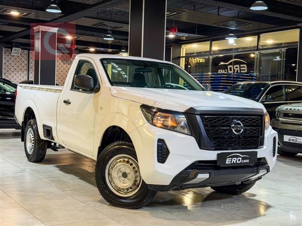 نيسان نافارا 2023 للبيع في العراق - دهوك